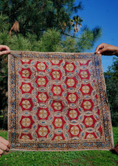 Spiraling Daisies - Kalamkari Cotton Bandana