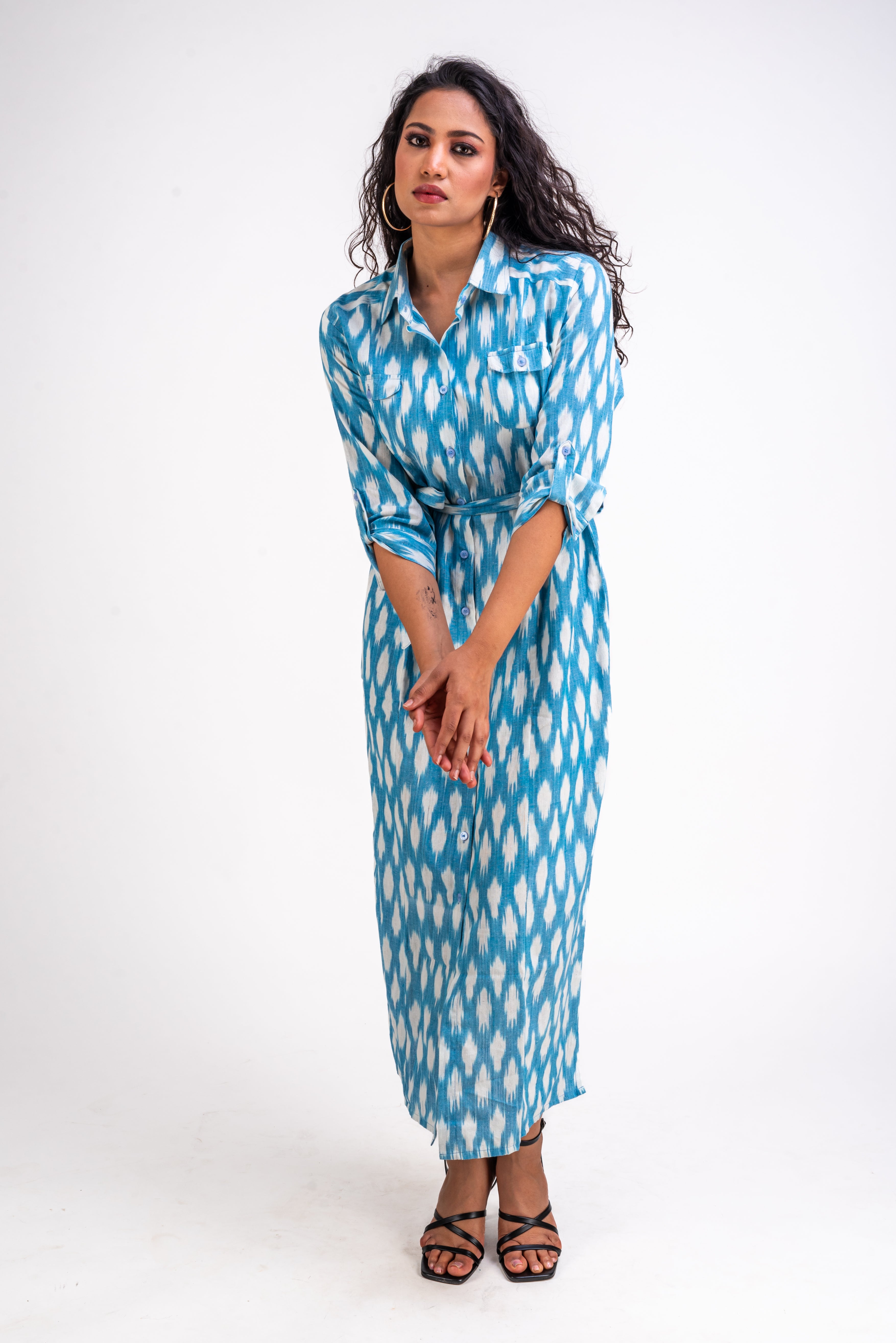 white lotus blue dress WornOnTV: Piper's blue floral shirtdress on The White Lotus | Sarah Catherine Hook