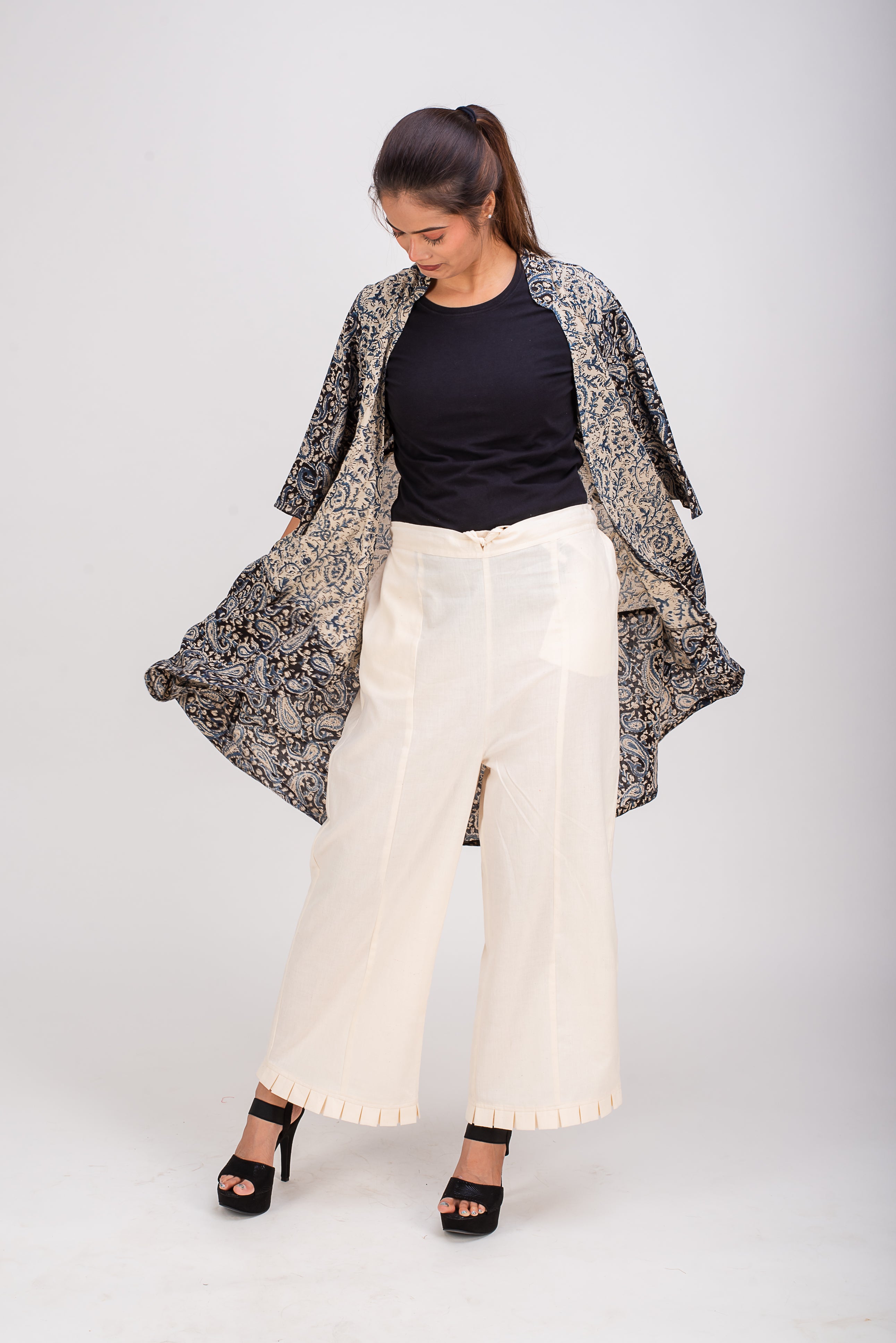 513- 153 Whitelotus "Kimono" Women's coat