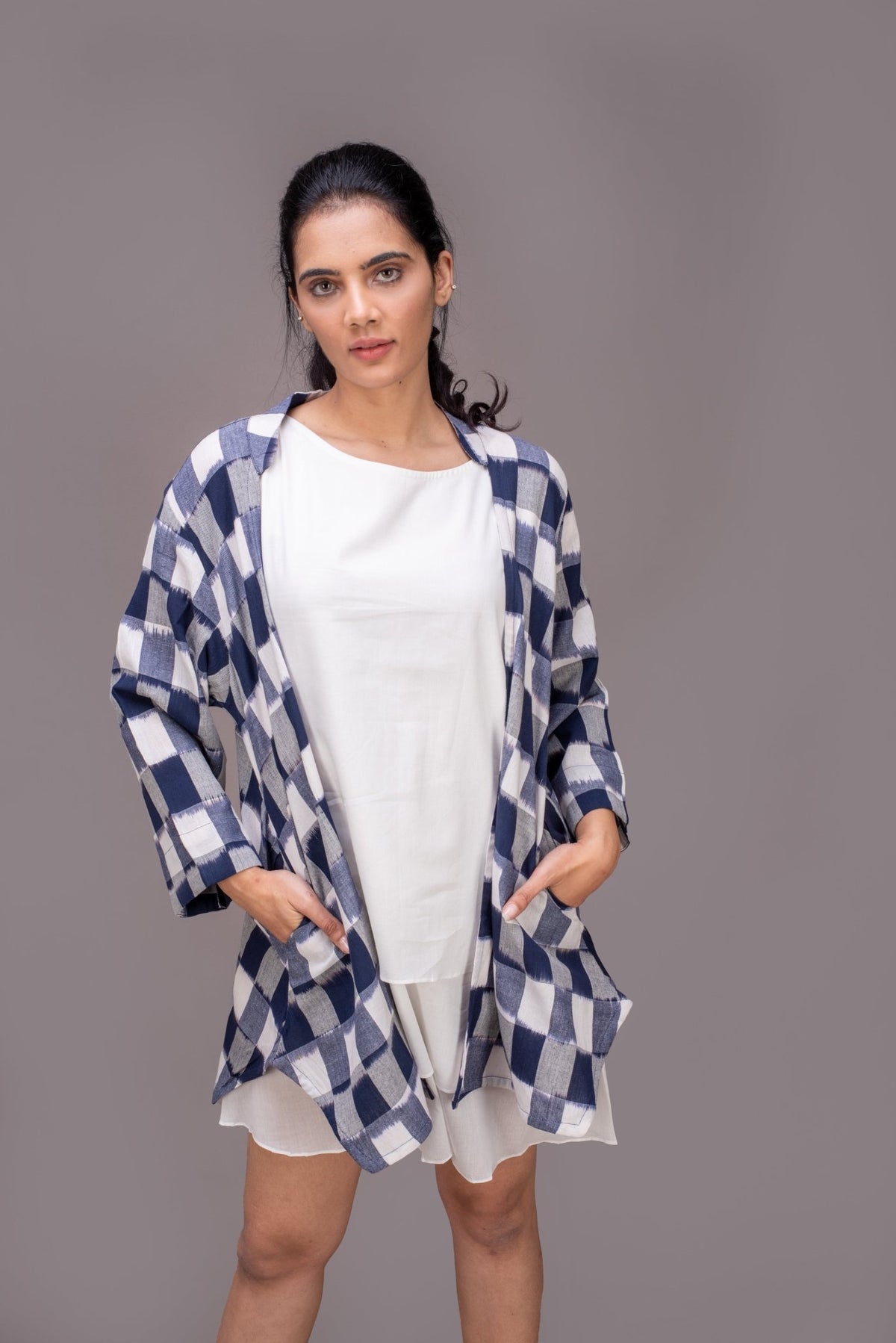 410 - 317 Whitelotus "Hobo" Women's coat/Kimono - White Lotus Distributors LLC