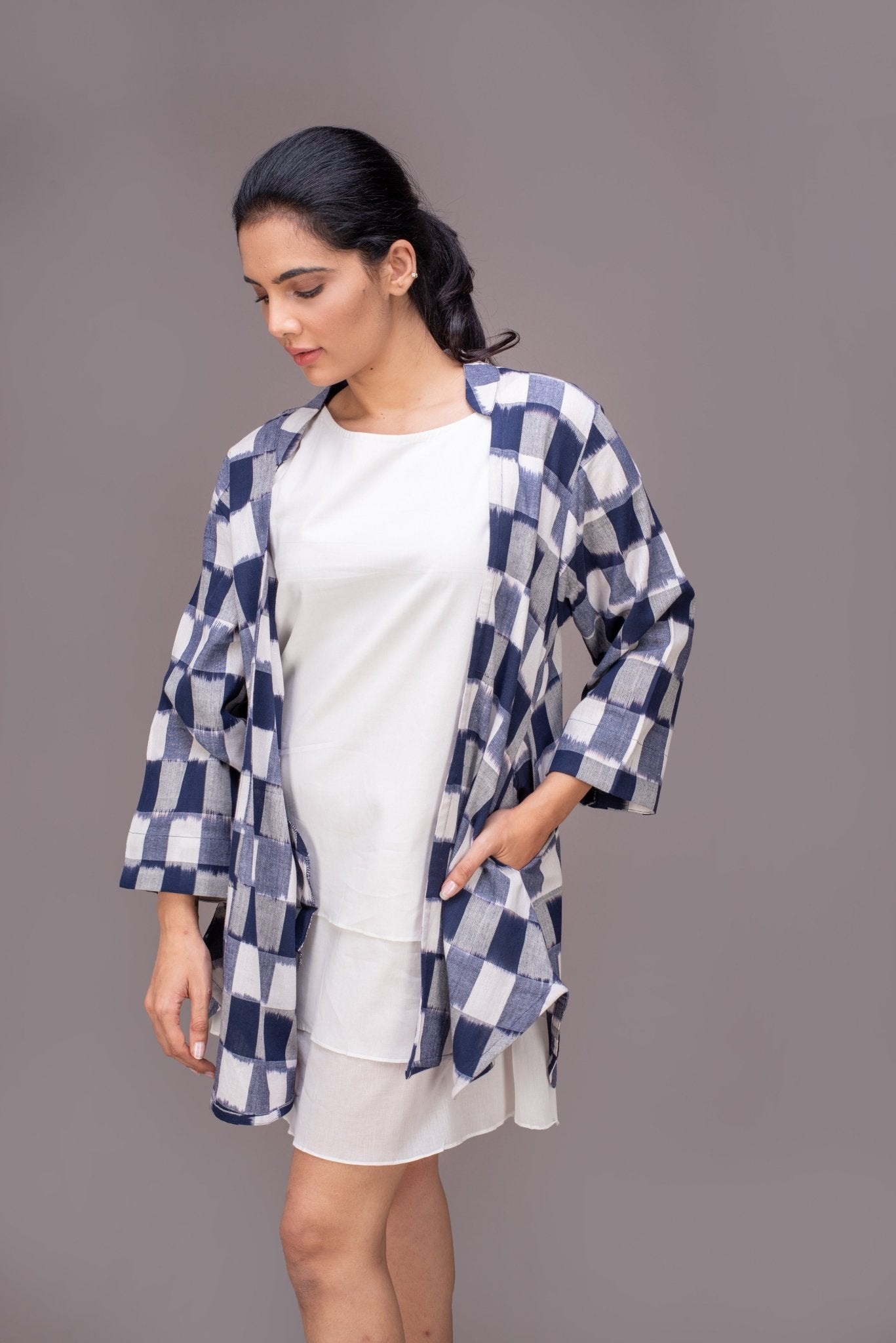 410 - 317 Whitelotus "Hobo" Women's coat/Kimono - White Lotus Distributors LLC